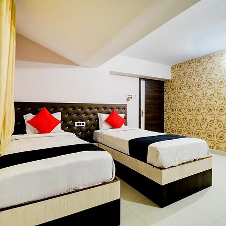 غاواهاتي Collection O 73981 Imperial Inn المظهر الخارجي الصورة