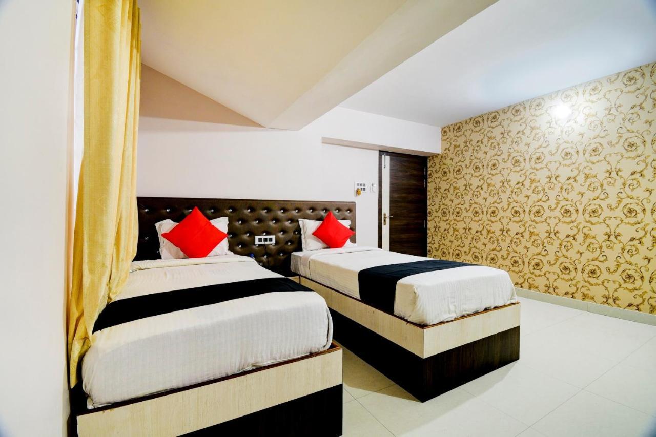 غاواهاتي Collection O 73981 Imperial Inn المظهر الخارجي الصورة