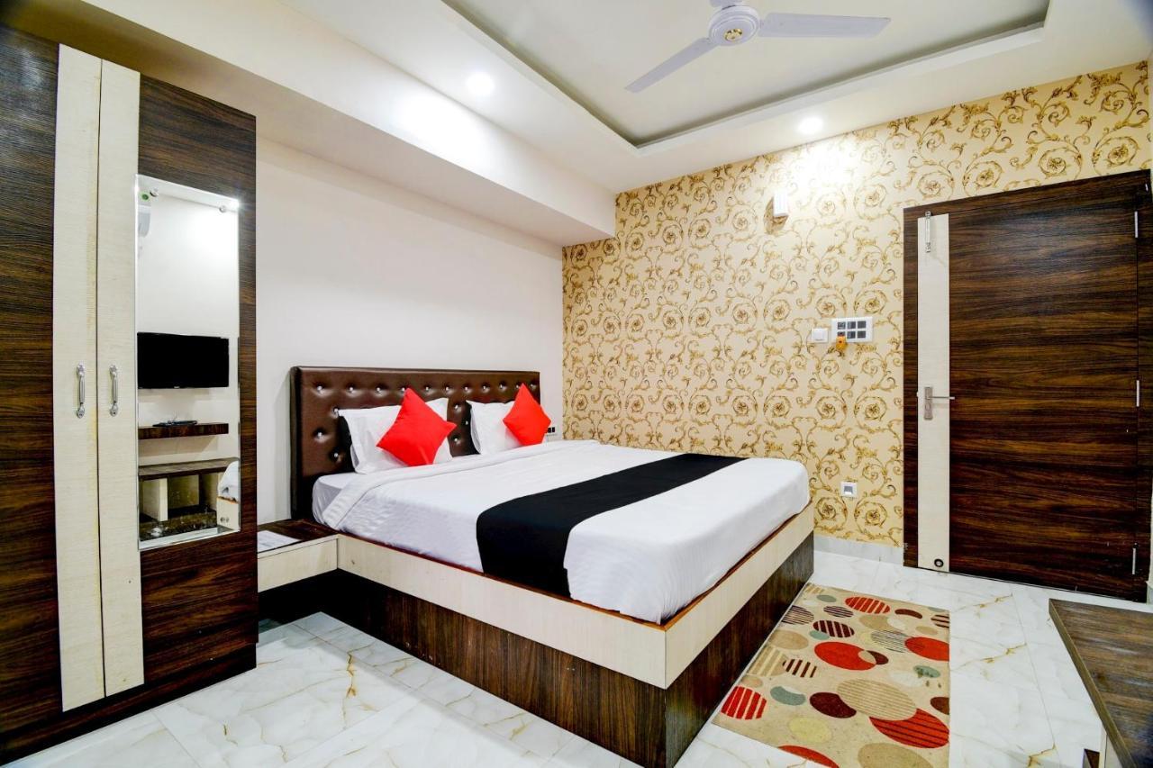 غاواهاتي Collection O 73981 Imperial Inn المظهر الخارجي الصورة