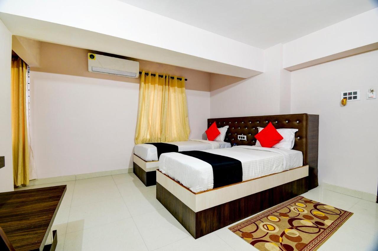 غاواهاتي Collection O 73981 Imperial Inn المظهر الخارجي الصورة
