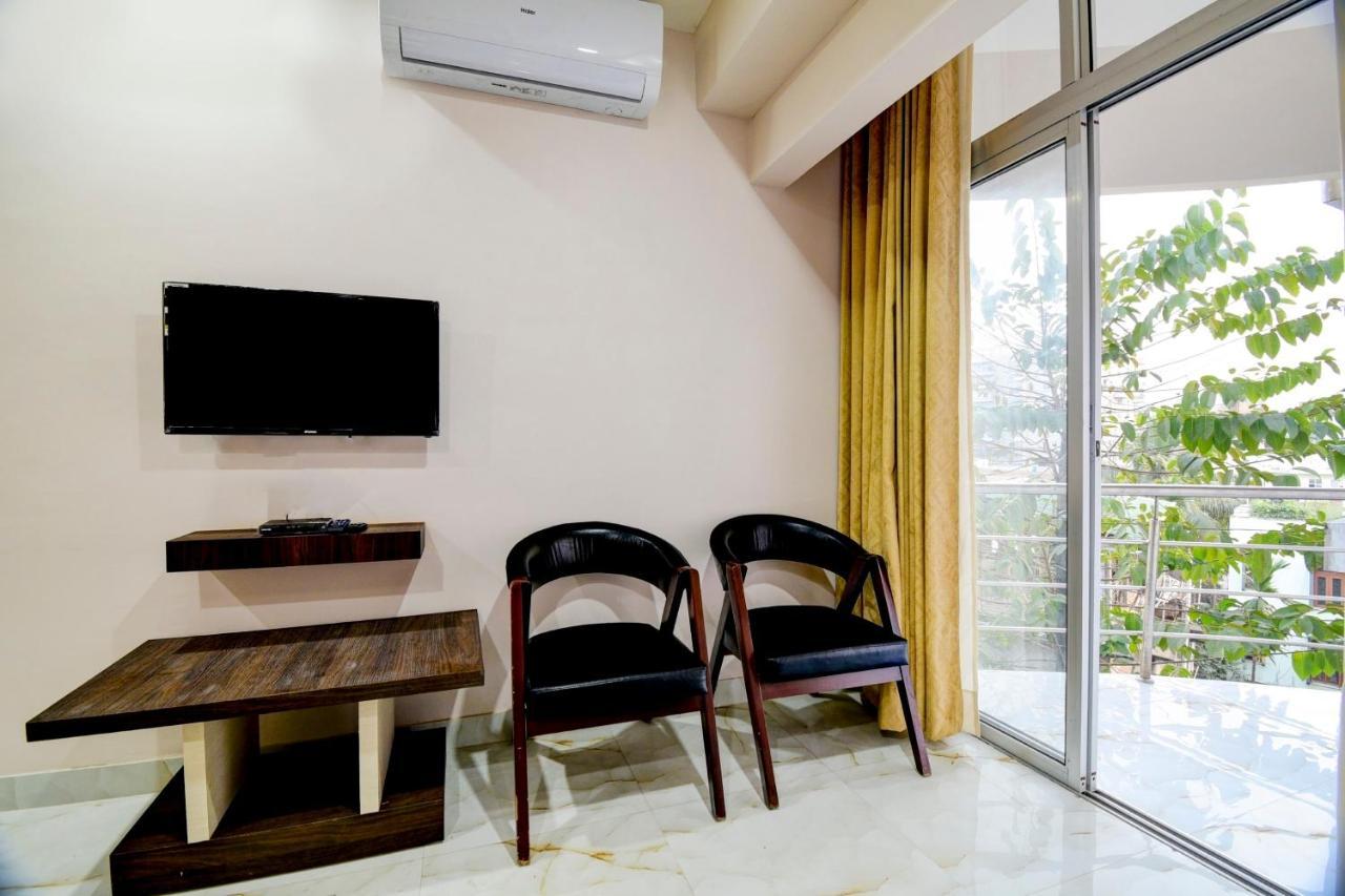 غاواهاتي Collection O 73981 Imperial Inn المظهر الخارجي الصورة
