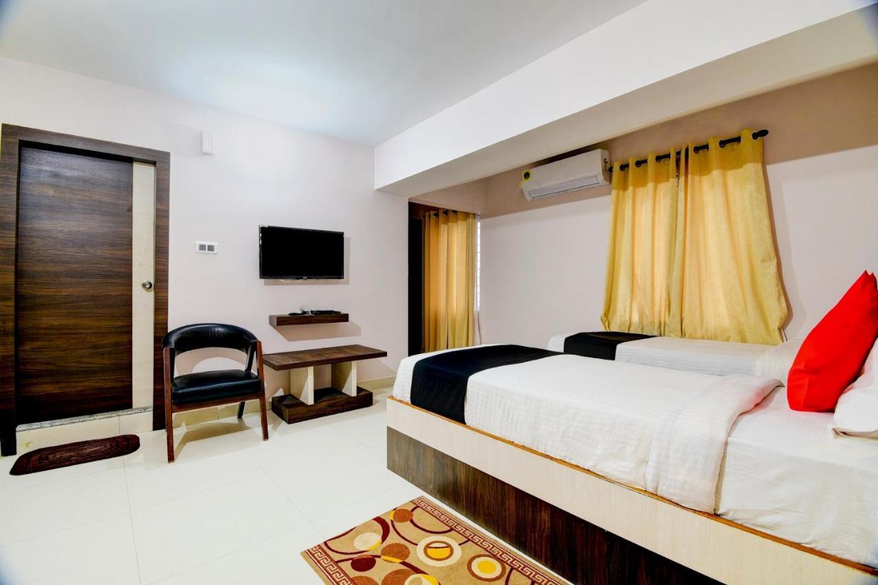 غاواهاتي Collection O 73981 Imperial Inn المظهر الخارجي الصورة